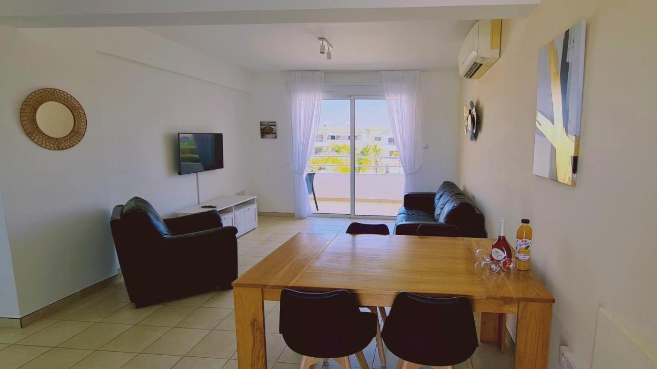Nissi 3 Privileges Appartement *