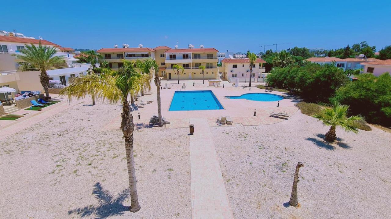 Nissi 3 Privileges Appartement *