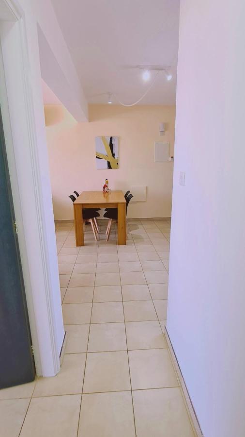 Nissi 3 Privileges Appartement *